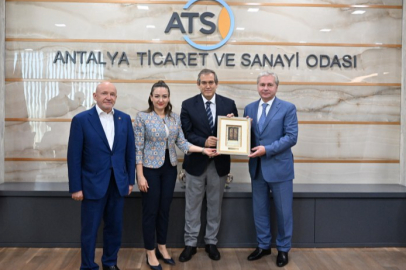 ANTALYA İŞ DÜNYASI MOSKOVA HEYETİ İLE BULUŞTU