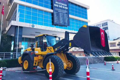 Serik Belediyesi'ne 4 yeni hizmet aracı