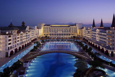 Mardan El Değiştirdi